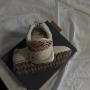 New Balance Women's Cream & Tan Snake-Accent Runner